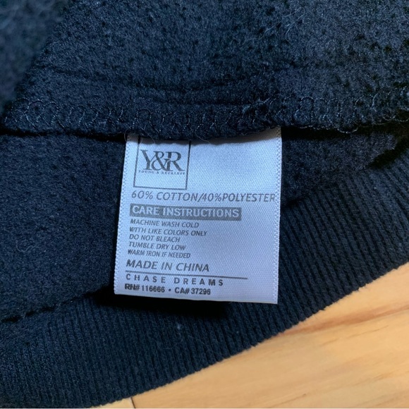 ⭐️Vaca Soon Sale⭐️ Y&R Black Friday Sweatshirt - Picture 5 of 6